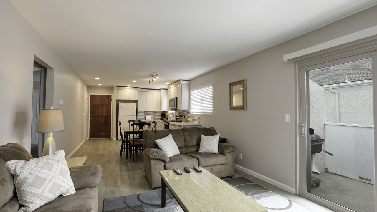 Photo of Bedroom in Motel District
