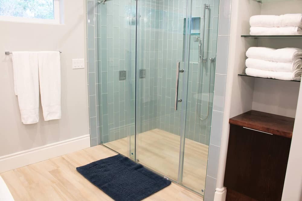Photo of Bathroom in Chico