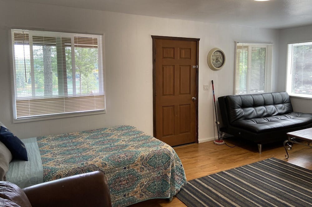 Photo of Bedroom in Cedar Ridge