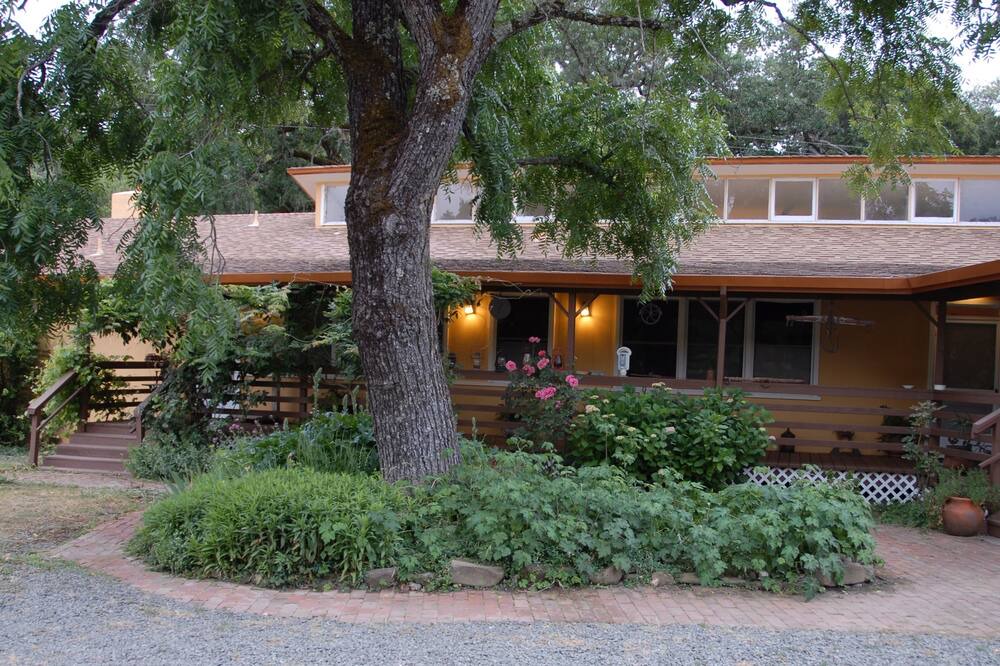 Photo of Outdoor in St. Helena