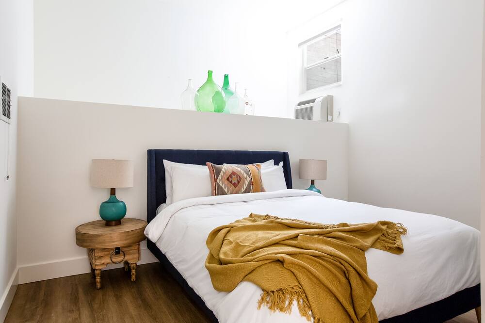 Photo of Bedroom in Downtown San Diego