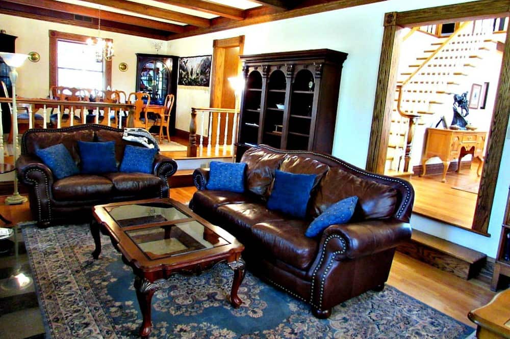 Photo of Livingroom in Markleeville