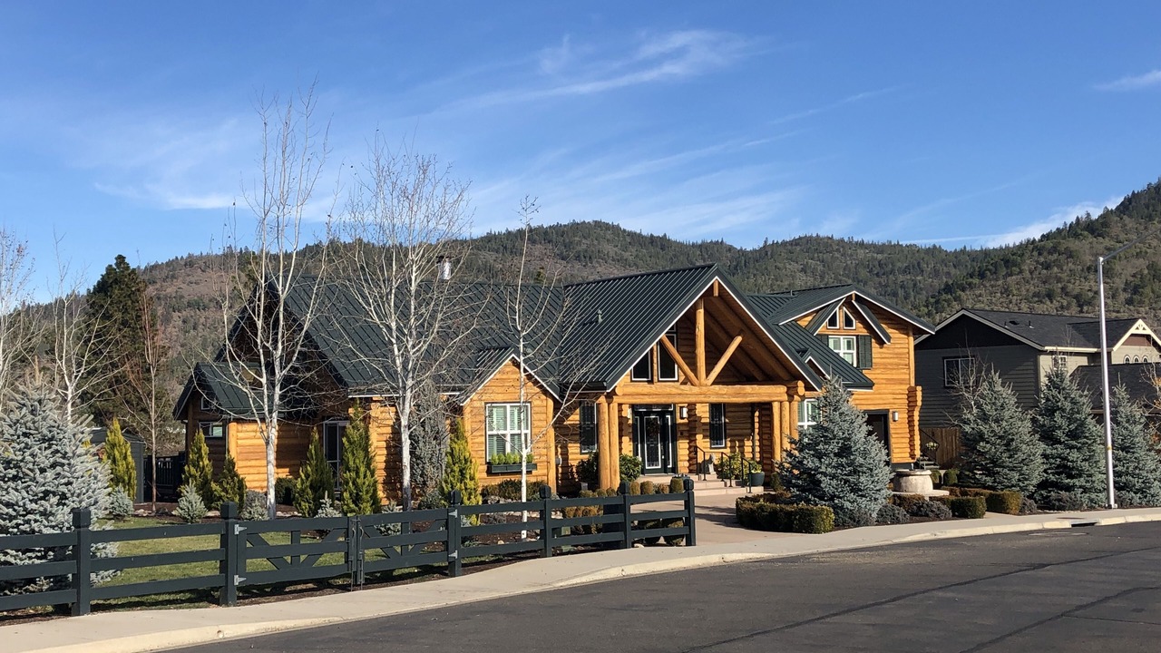 Photo of Outdoor in Shady Cove