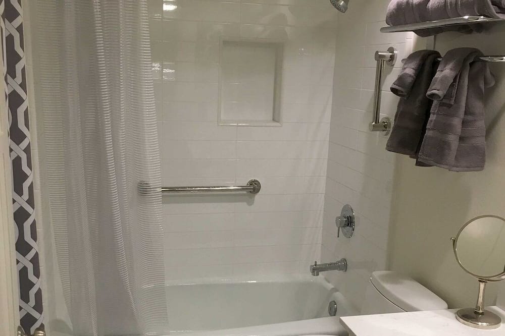 Photo of Bathroom in Belcourt