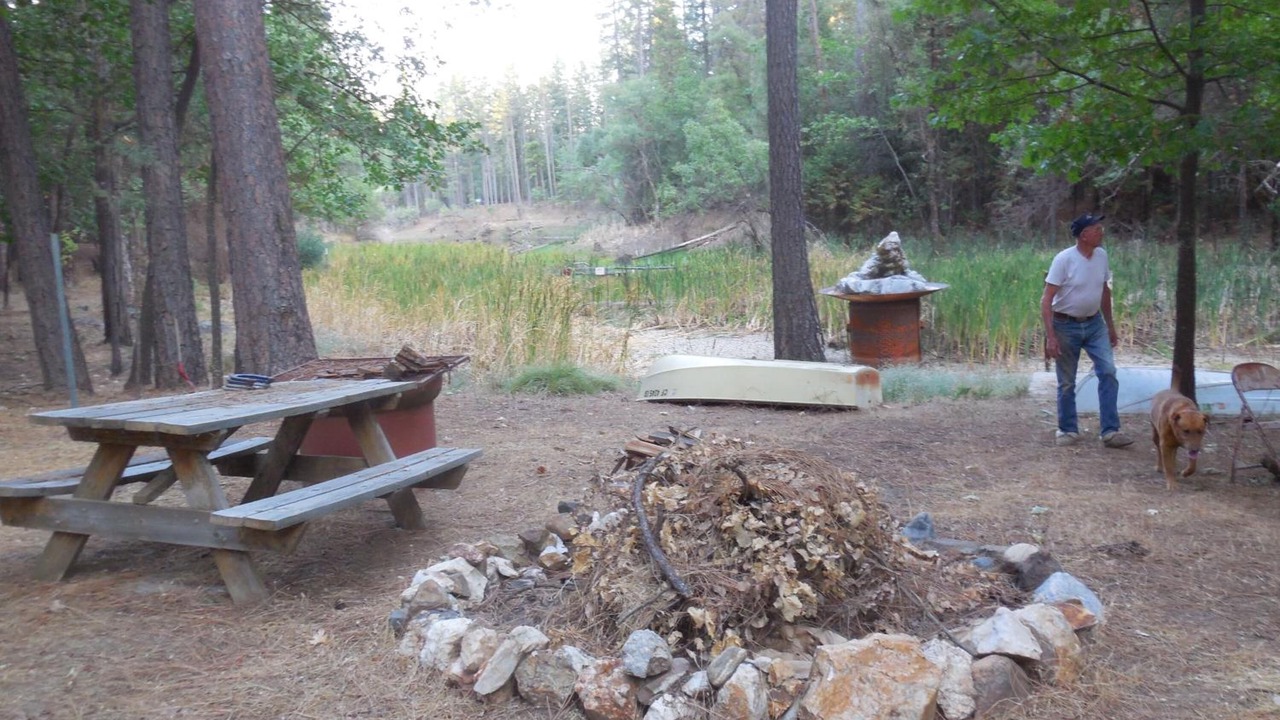 Photo of Outdoor in Coulterville