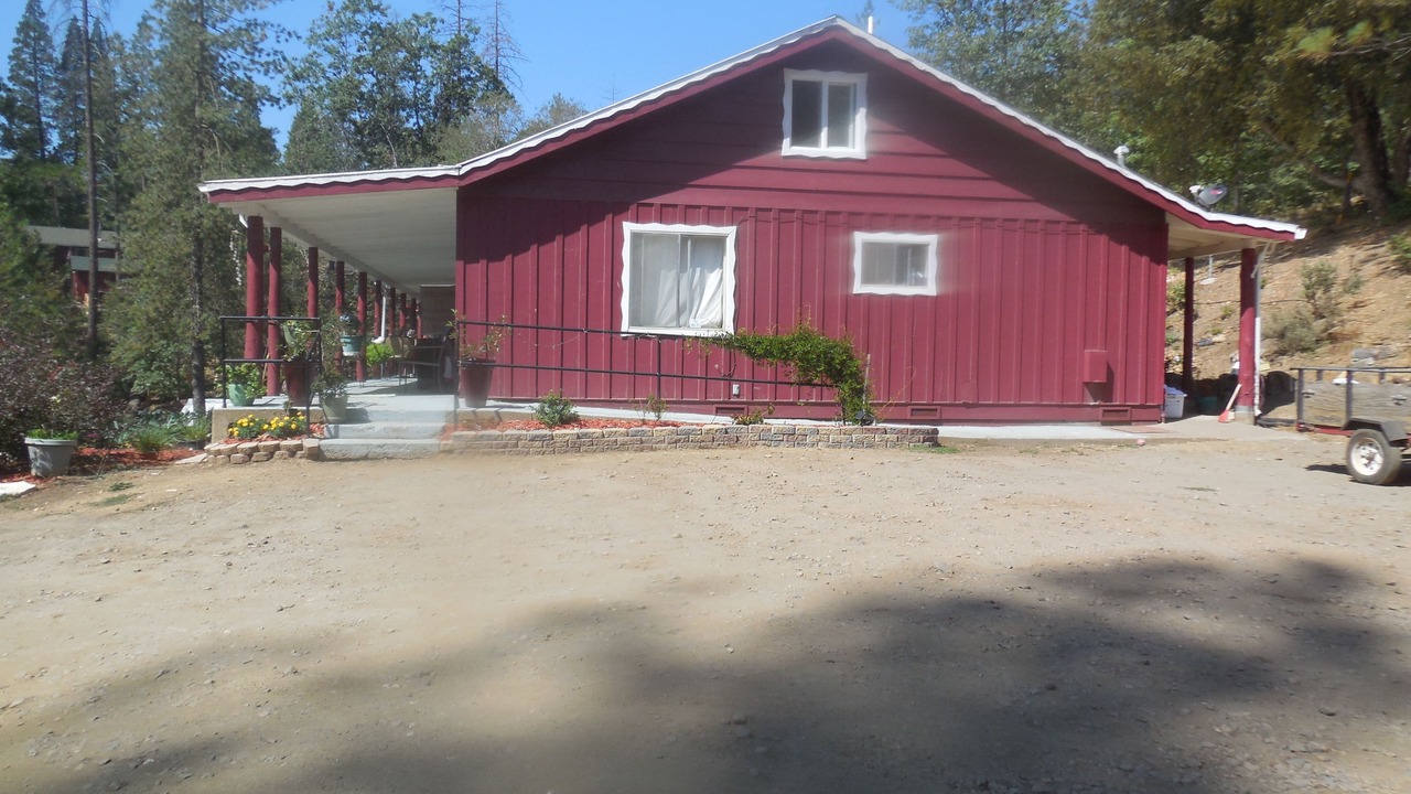 Photo of Outdoor in Coulterville