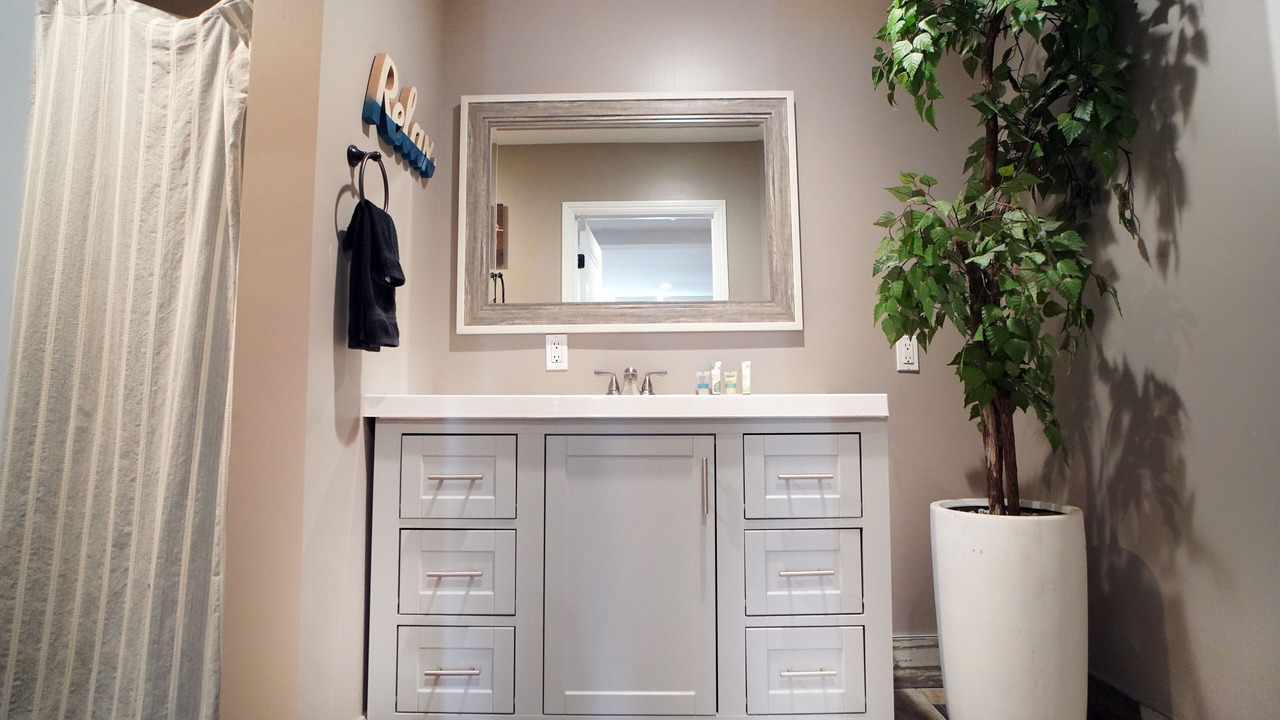 Photo of Bathroom in Northwest Anaheim