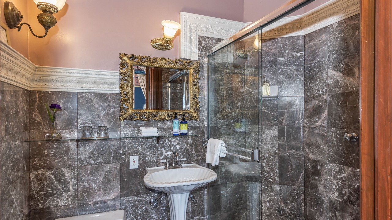 Photo of Bathroom in Western Addition