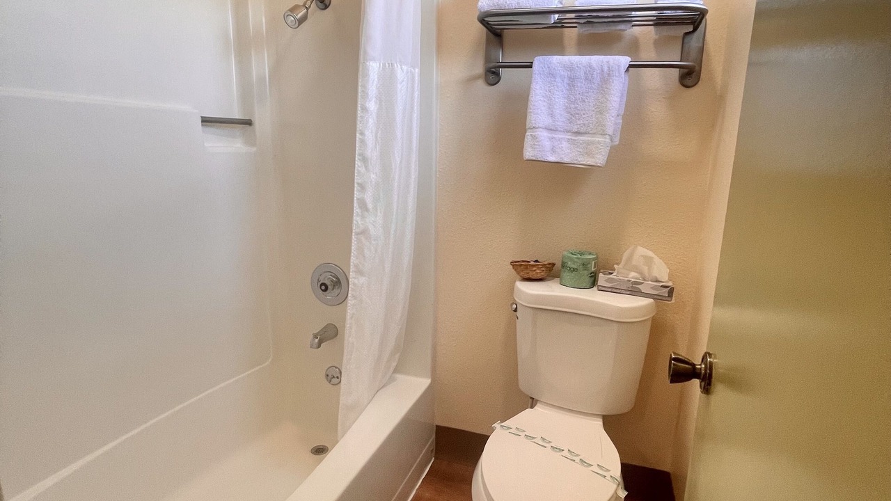 Photo of Bathroom in Lakeport