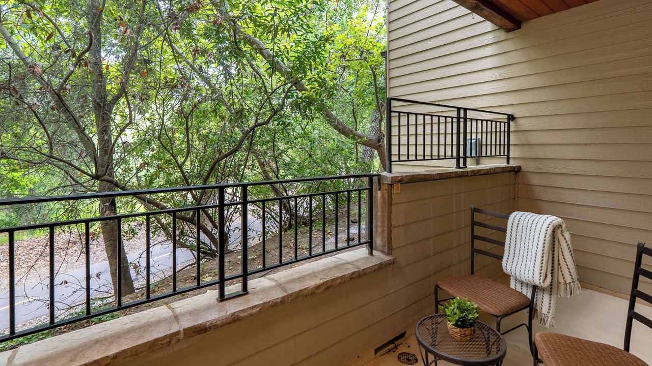 Photo of Bedroom in Avila Beach