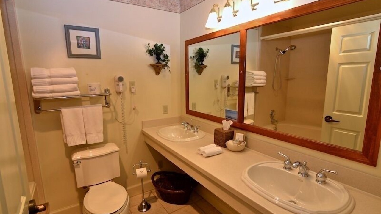 Photo of Bathroom in Cayucos