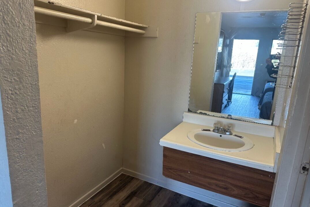 Photo of Bathroom in Oildale