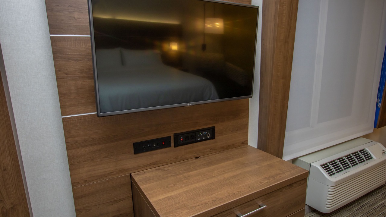 Photo of Bedroom in East Roseville Parkway