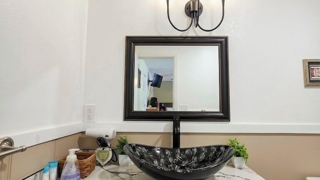 Photo of Bathroom in Chemult