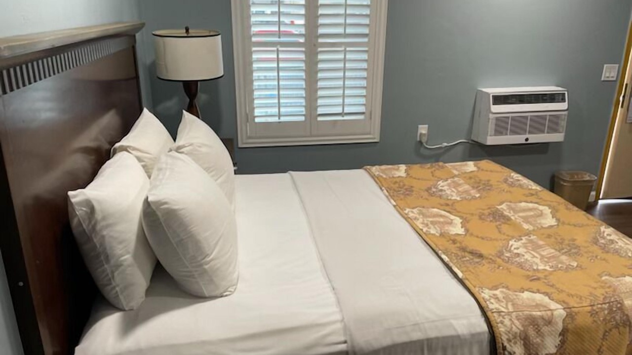 Photo of Bedroom in Downtown