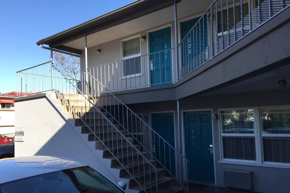 Photo of Outdoor in Roseville - Fleet Ridge