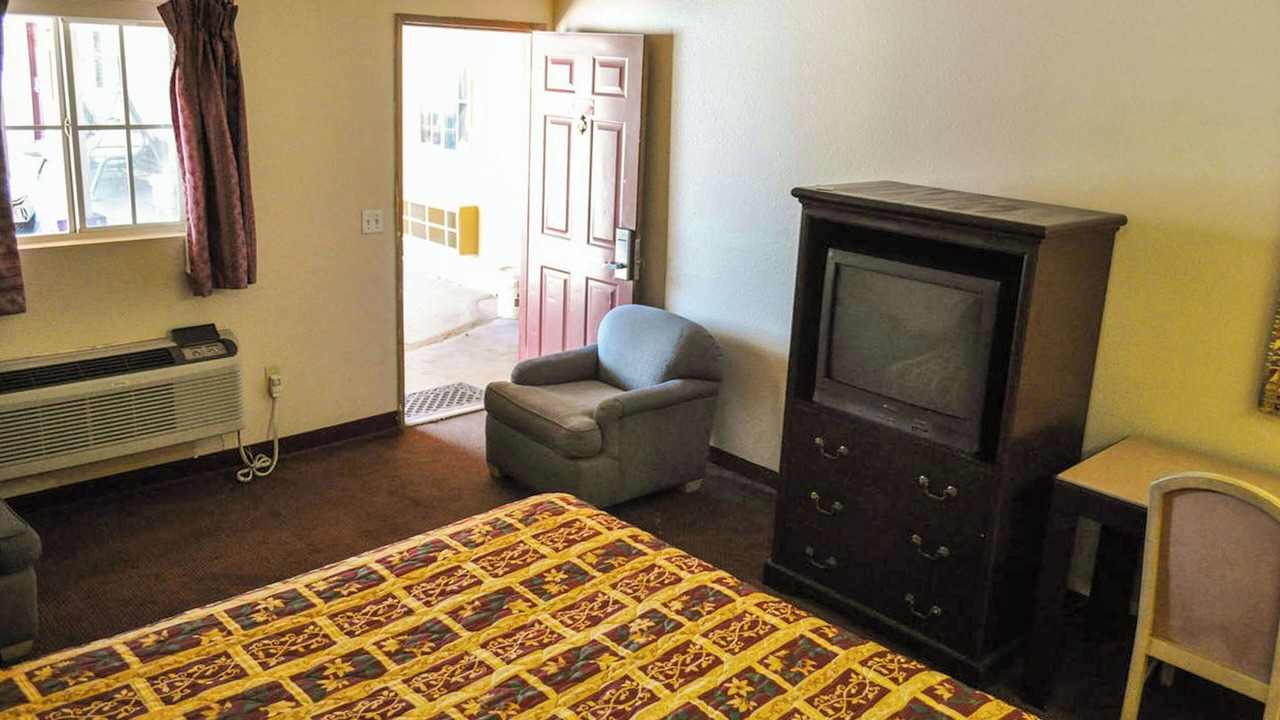 Photo of Bedroom in Calexico