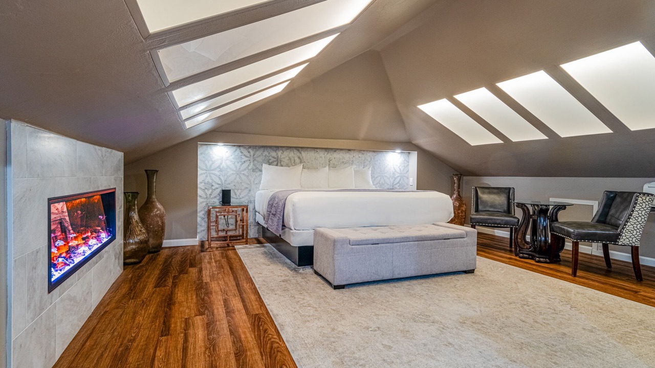 Photo of Bedroom in Downtown Sacramento