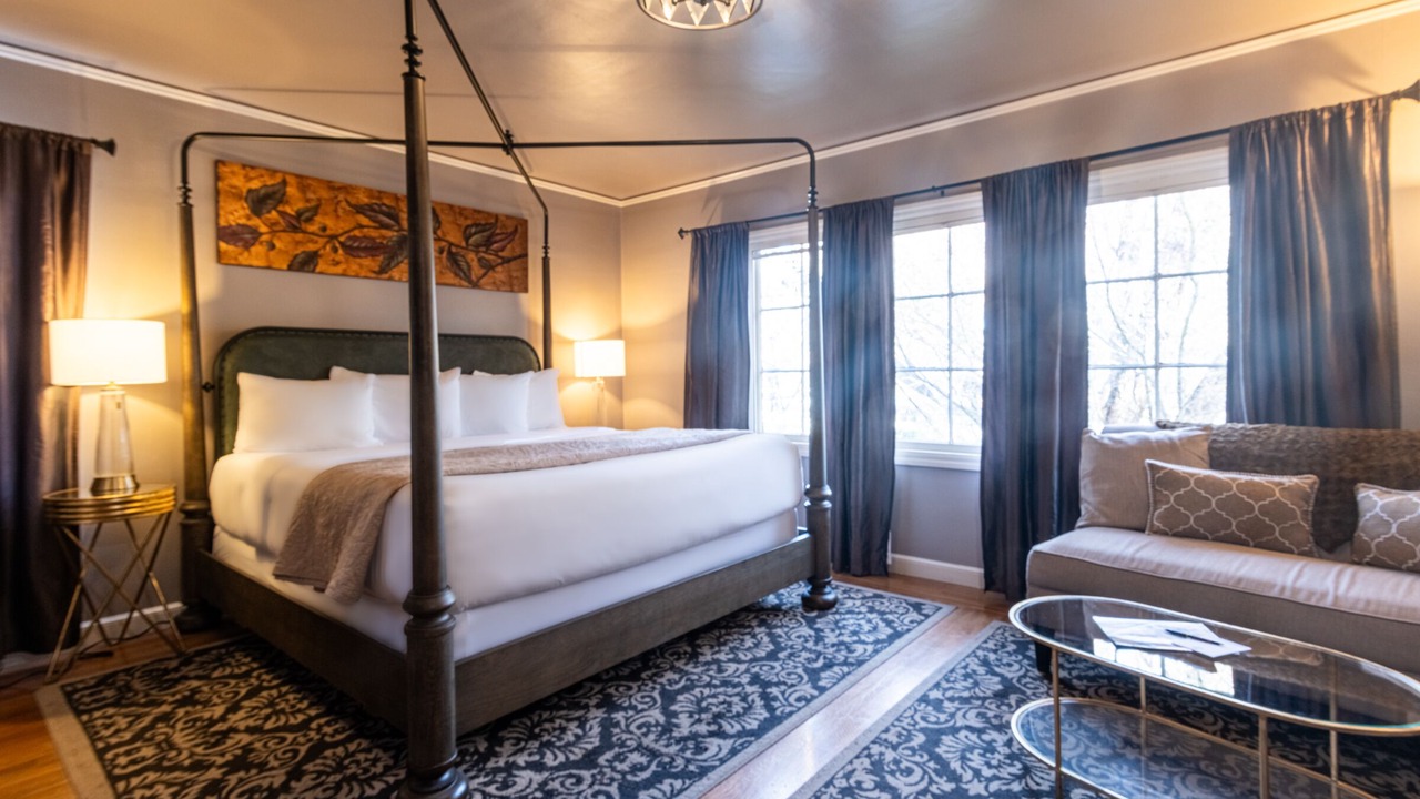 Photo of Bedroom in Downtown Sacramento
