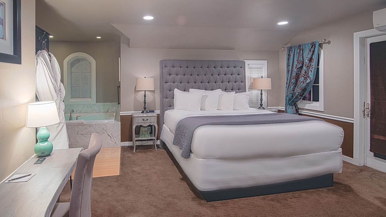 Photo of Bedroom in Downtown Sacramento