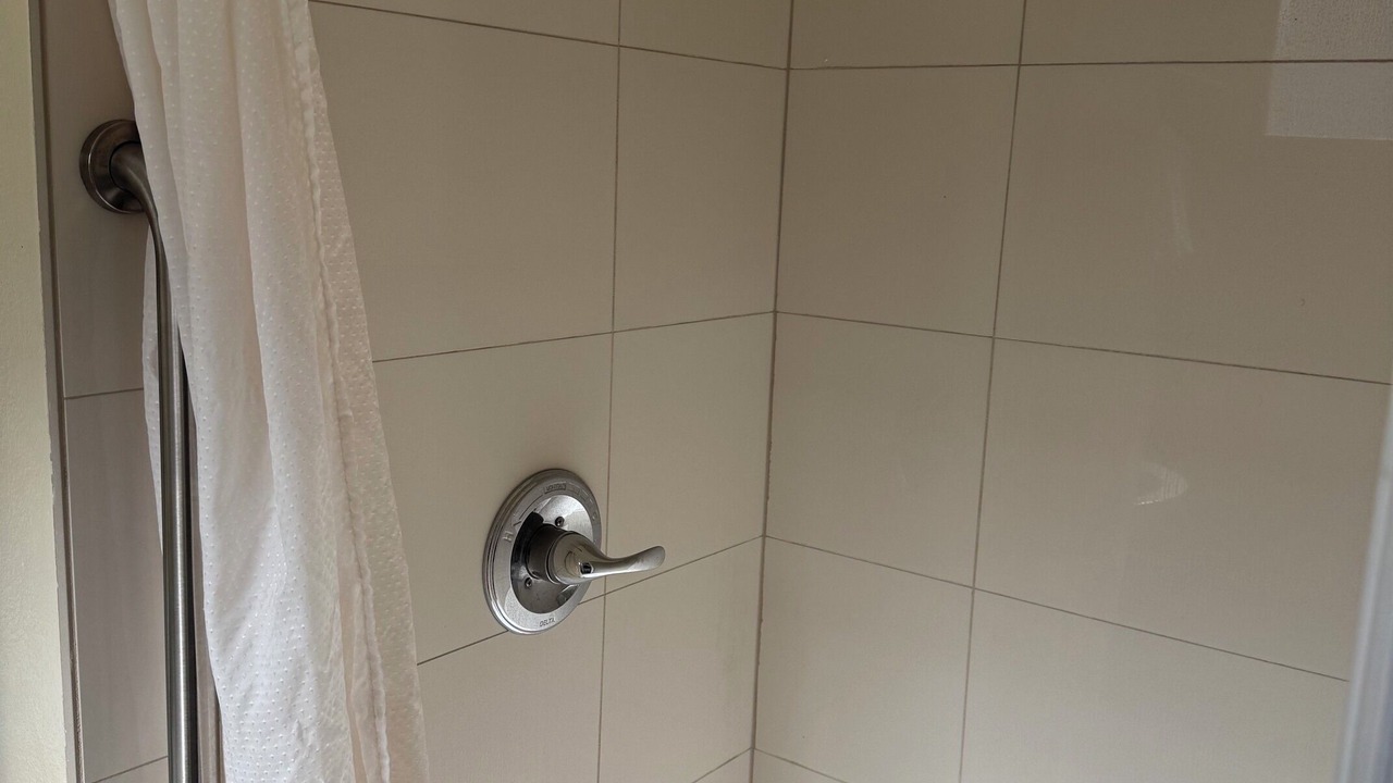 Photo of Bathroom in Orange