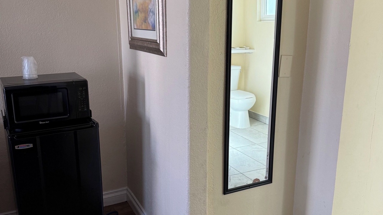 Photo of Bedroom in Orange