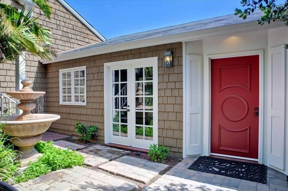 Photo of Outdoor in Village of La Jolla