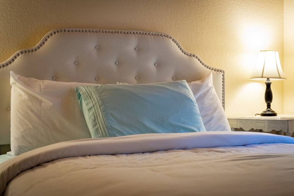 Photo of Bedroom in Strawberry