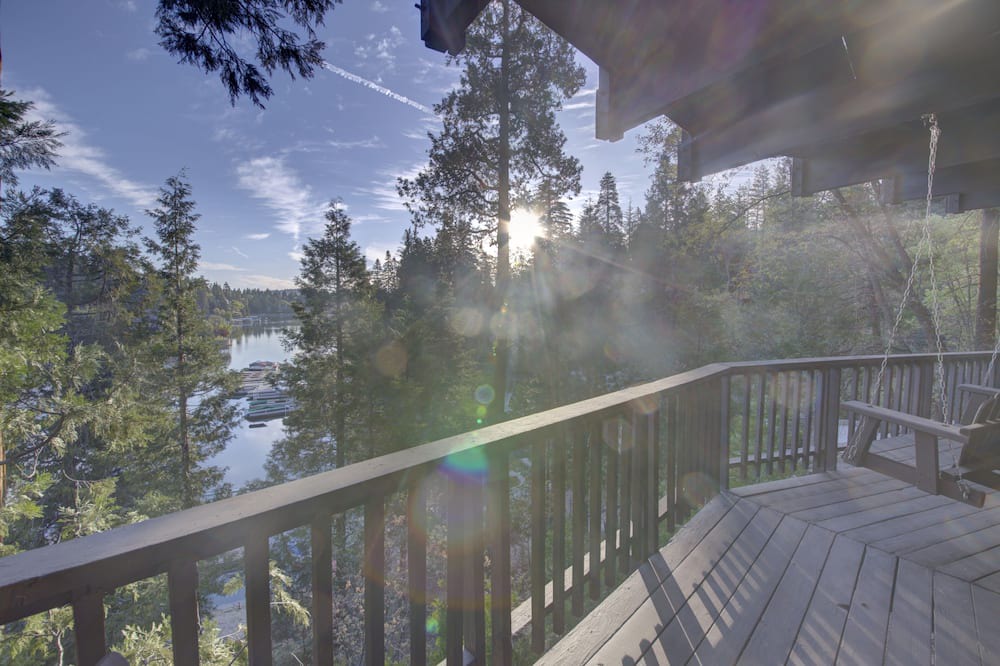Photo of Patio Balcony in Blue Jay