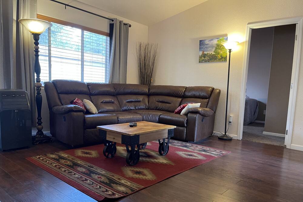 Photo of Livingroom in Tusayan