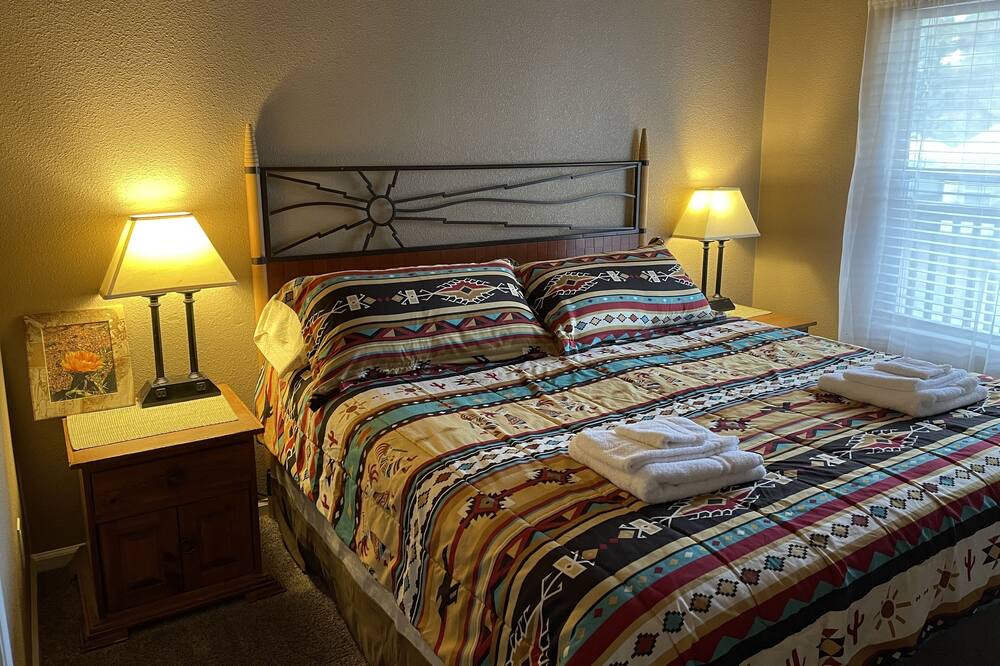 Photo of Bedroom in Tusayan