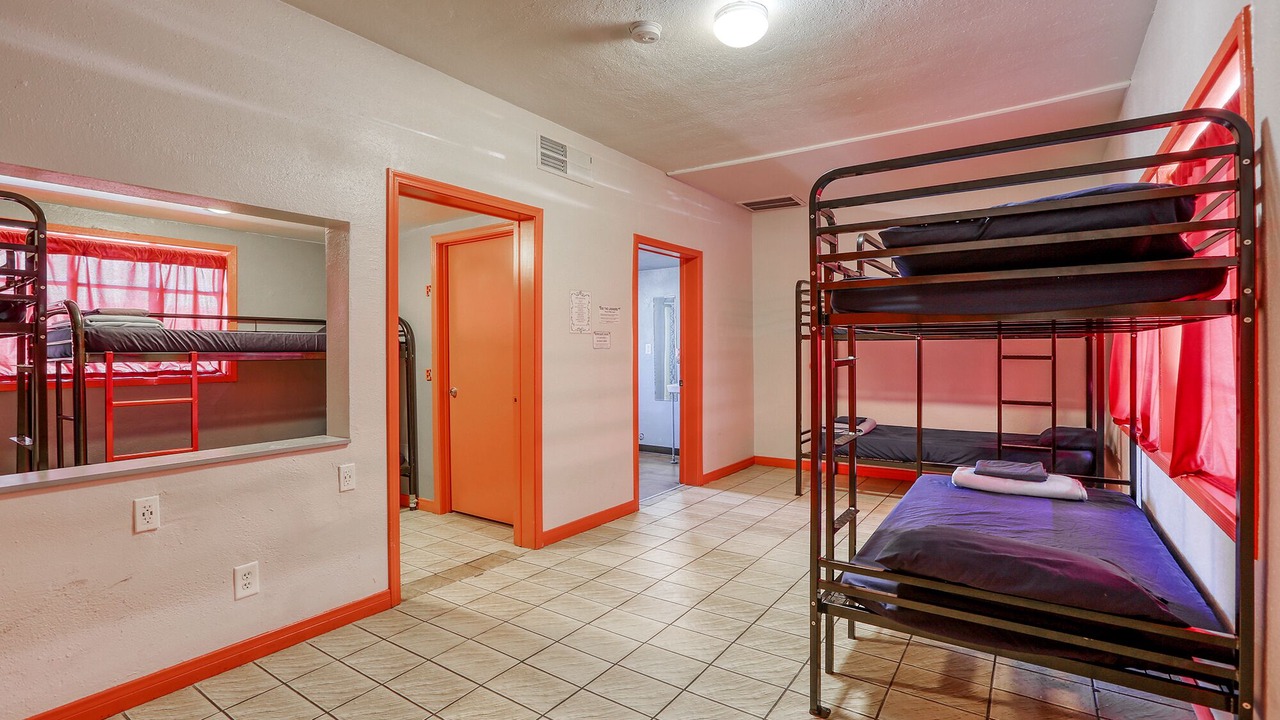Photo of Bedroom in Gateway District