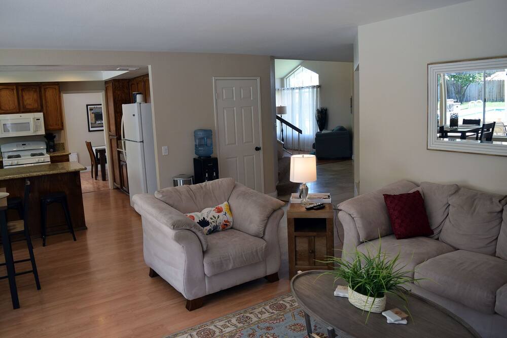 Photo of Livingroom in Temecula