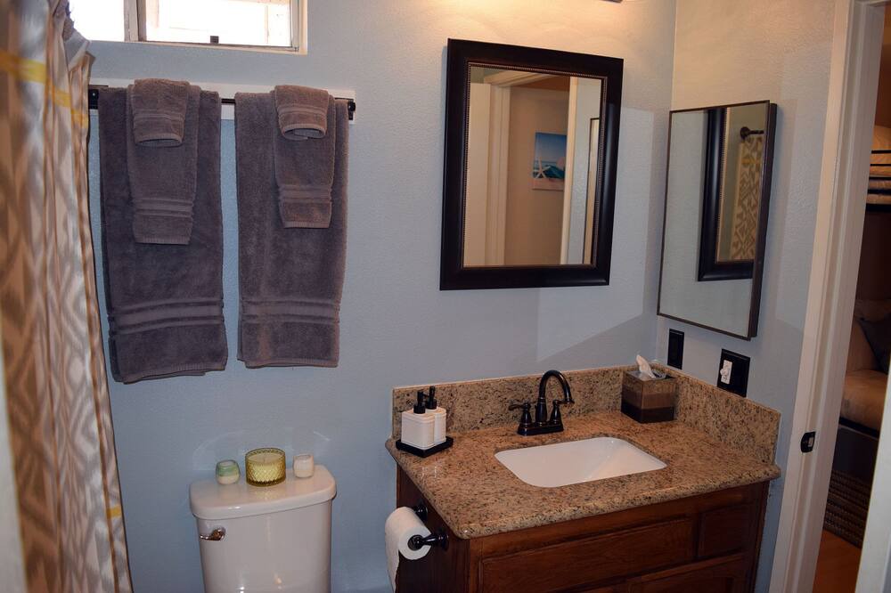 Photo of Bathroom in Temecula