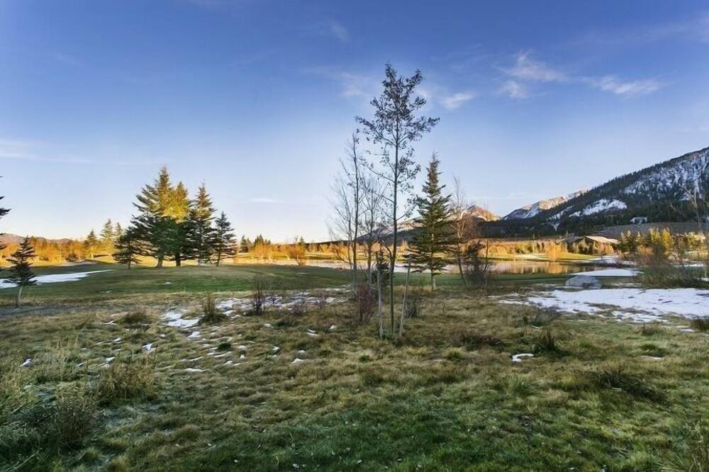 Photo of Outdoor in Mammoth Lakes
