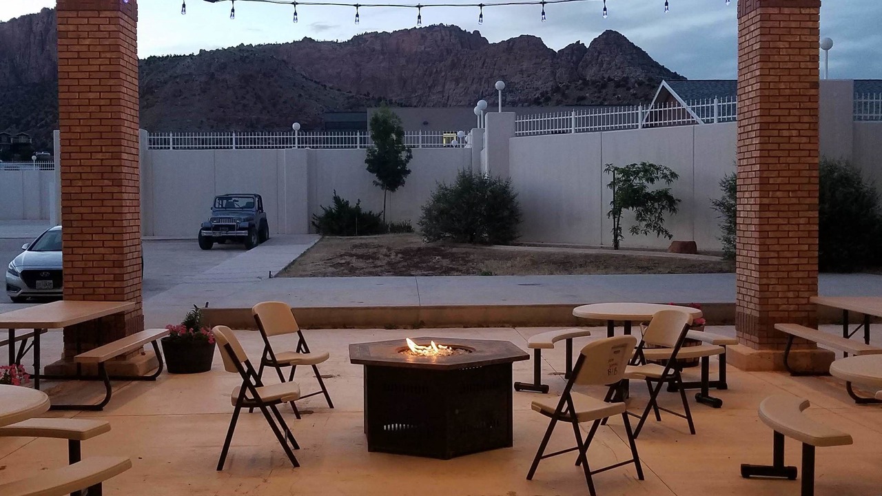 Photo of Patio Balcony in Hildale