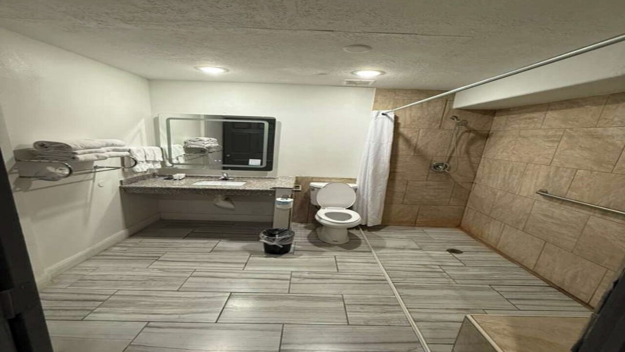 Photo of Bathroom in La Verkin