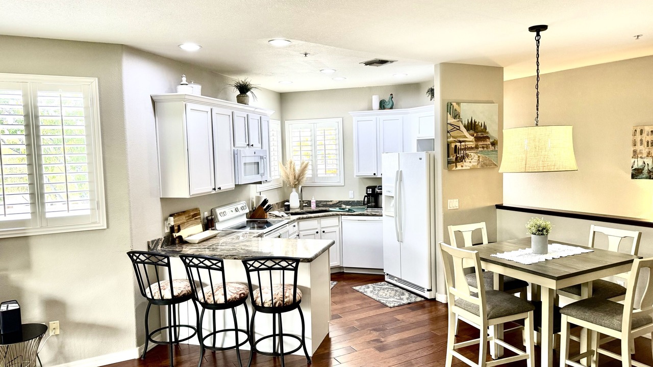 Photo of Kitchen in Superstition Lakes