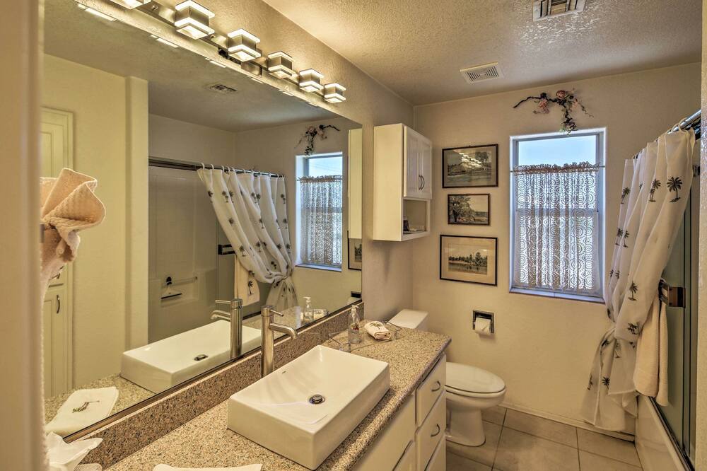 Photo of Bathroom in Lake Havasu City