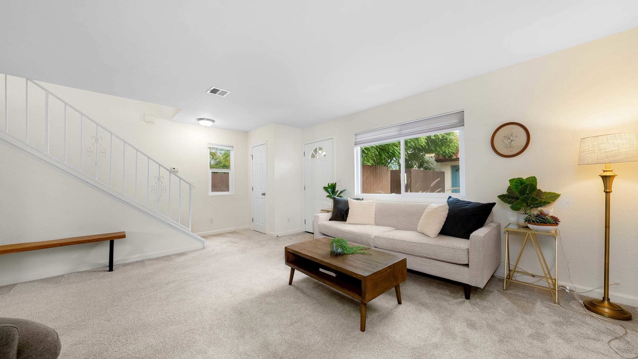 Photo of Livingroom in Imperial Beach