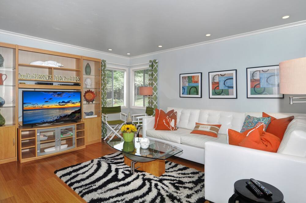 Photo of Bedroom in Monarch Beach
