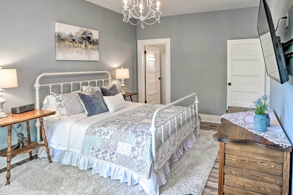 Photo of Bedroom in Ukiah