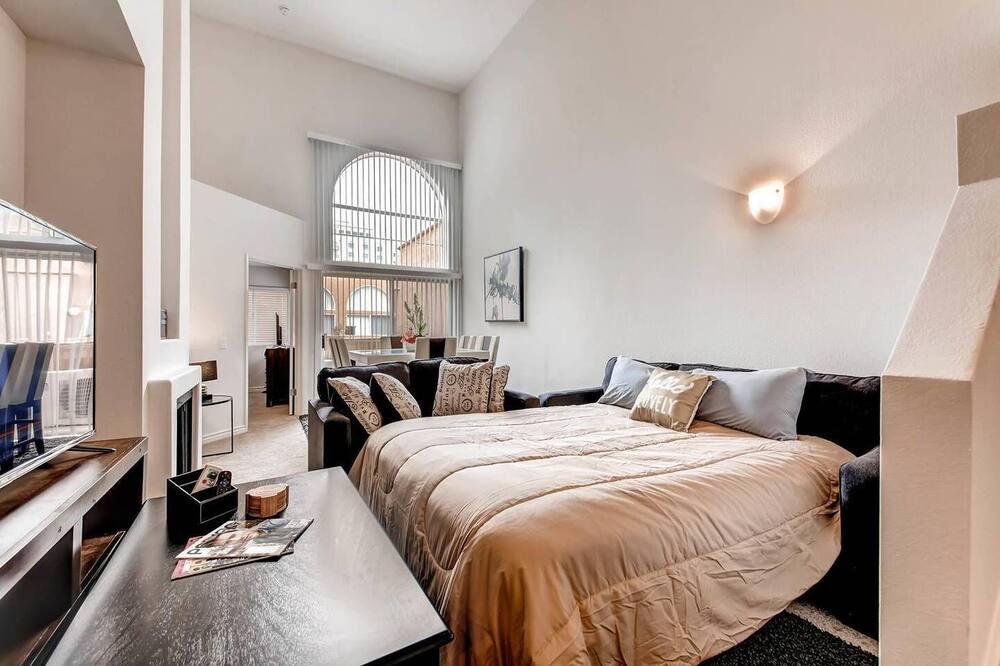 Photo of Bedroom in Downtown San Diego