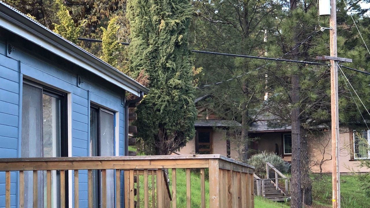 Photo of Patio Balcony in Alderpoint