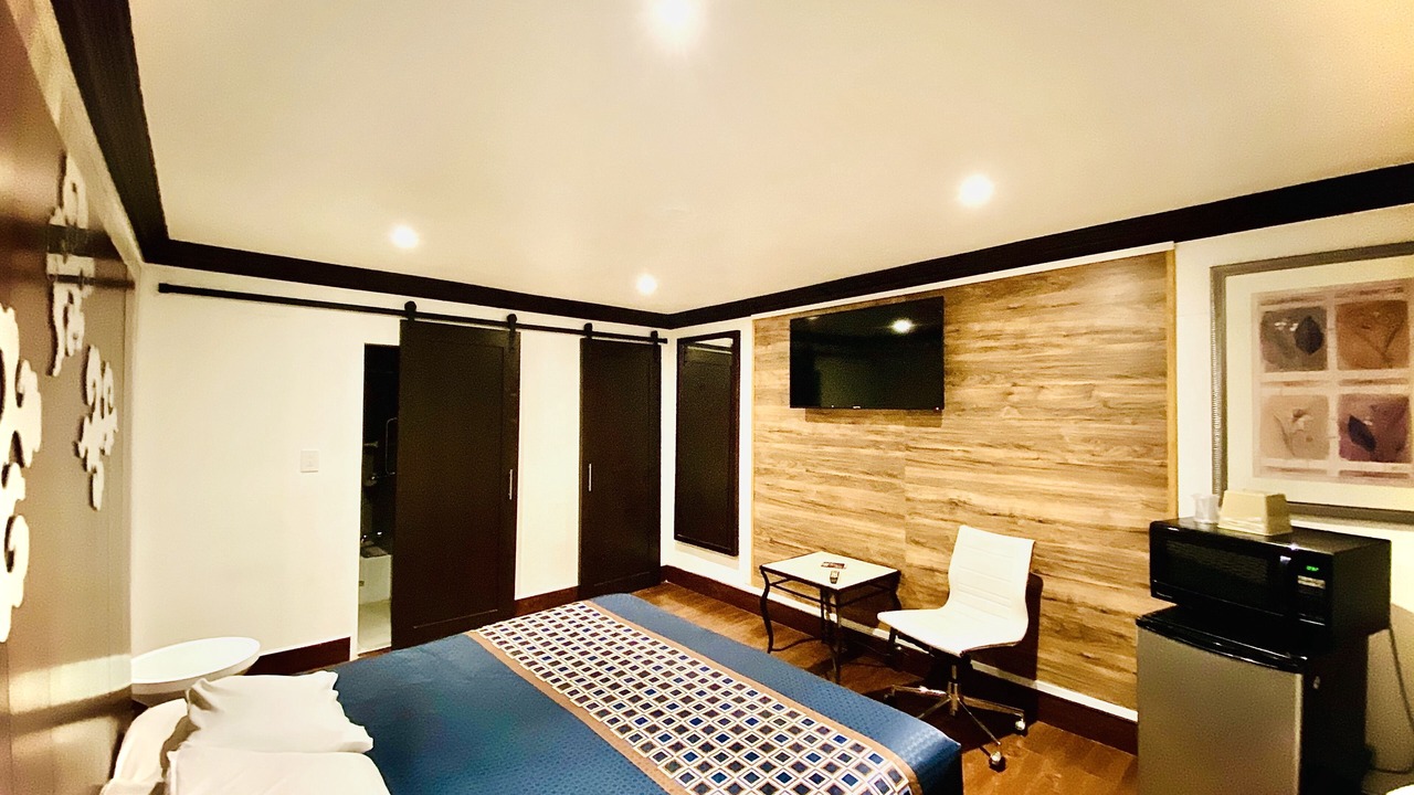 Photo of Bedroom in Whittier