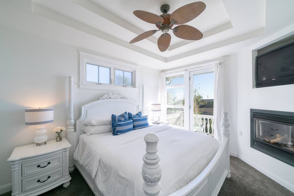 Photo of Bedroom in Shell Beach
