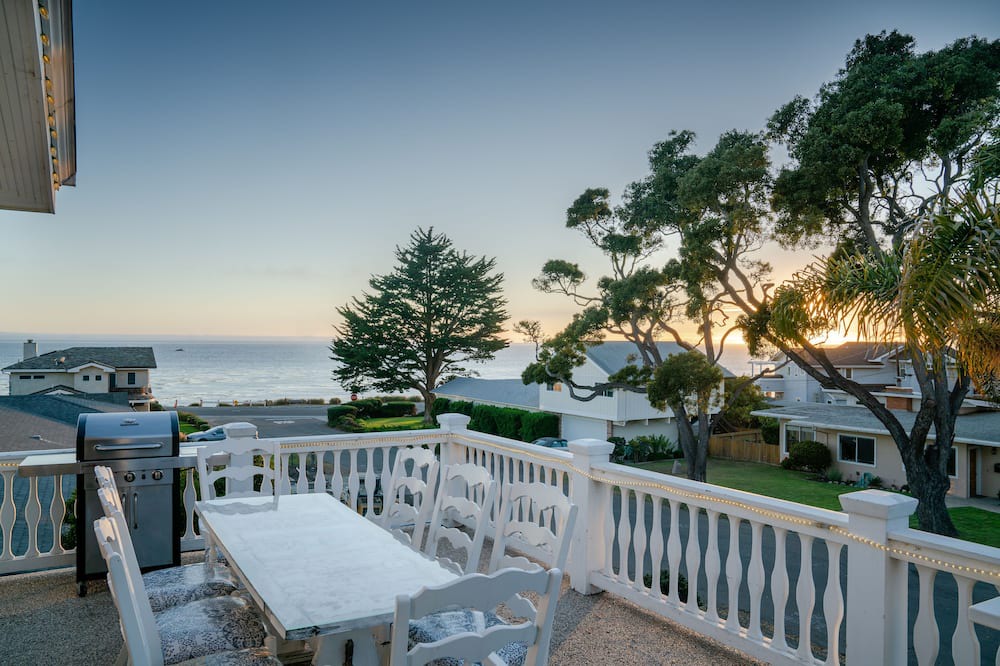 Photo of Patio Balcony in Shell Beach