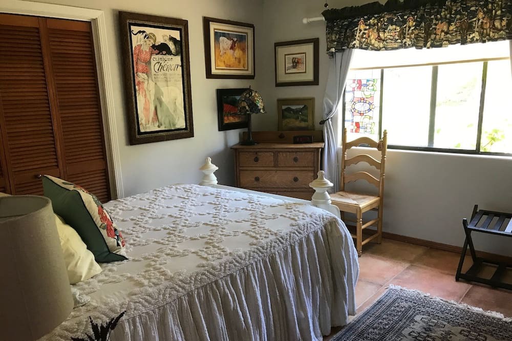 Photo of Bedroom in Atascadero