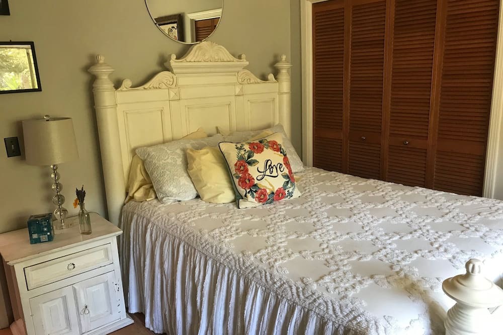 Photo of Bedroom in Atascadero