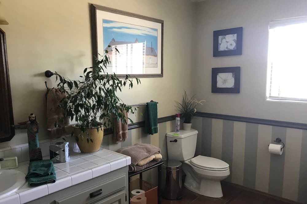 Photo of Bathroom in Atascadero